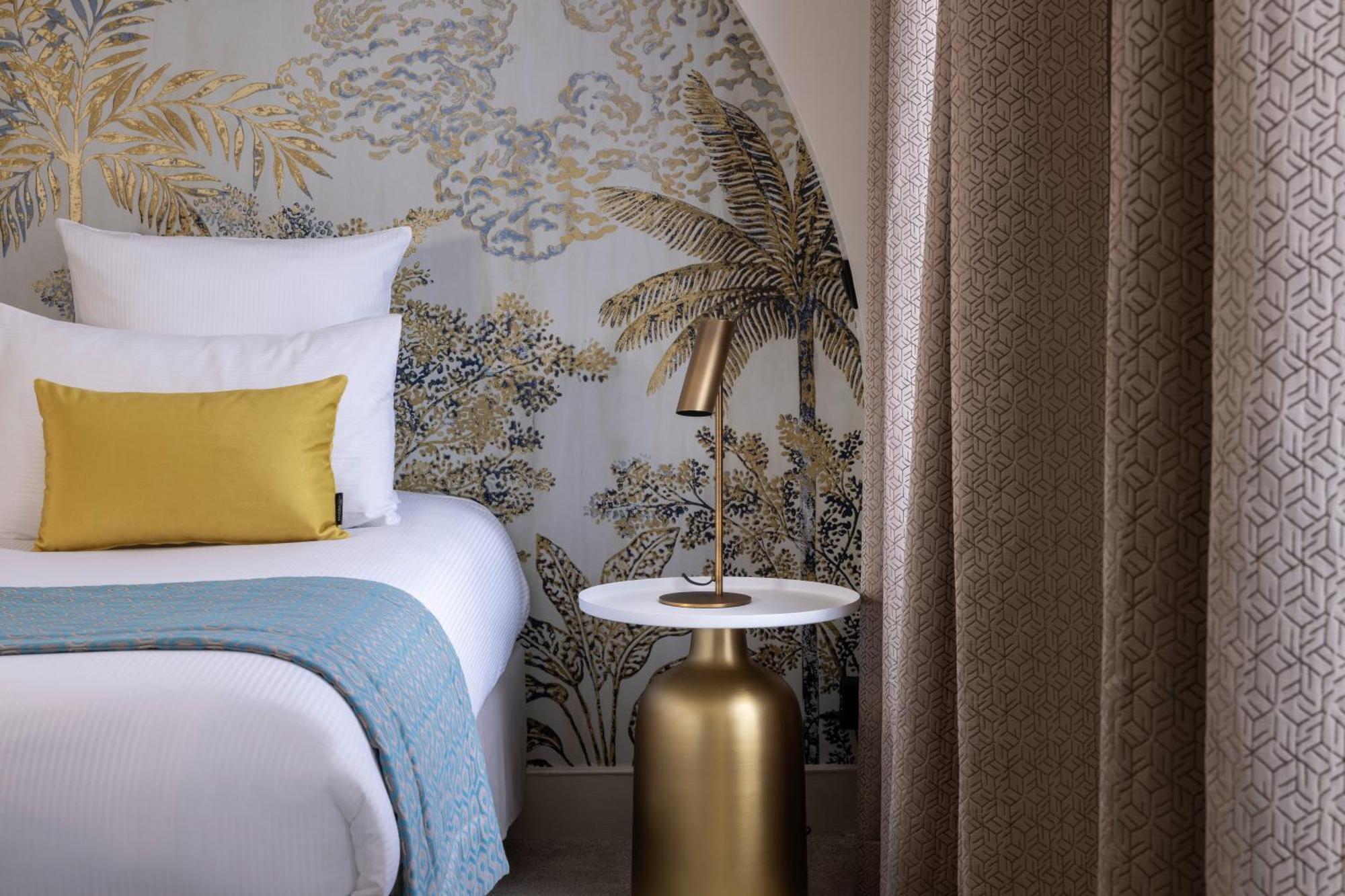Hotel Elysees Bassano Paris Luaran gambar