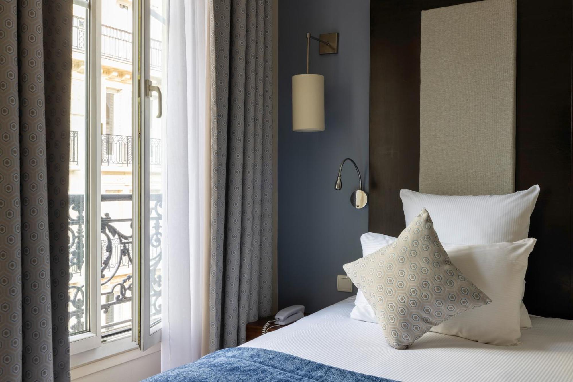 Hotel Elysees Bassano Paris Luaran gambar