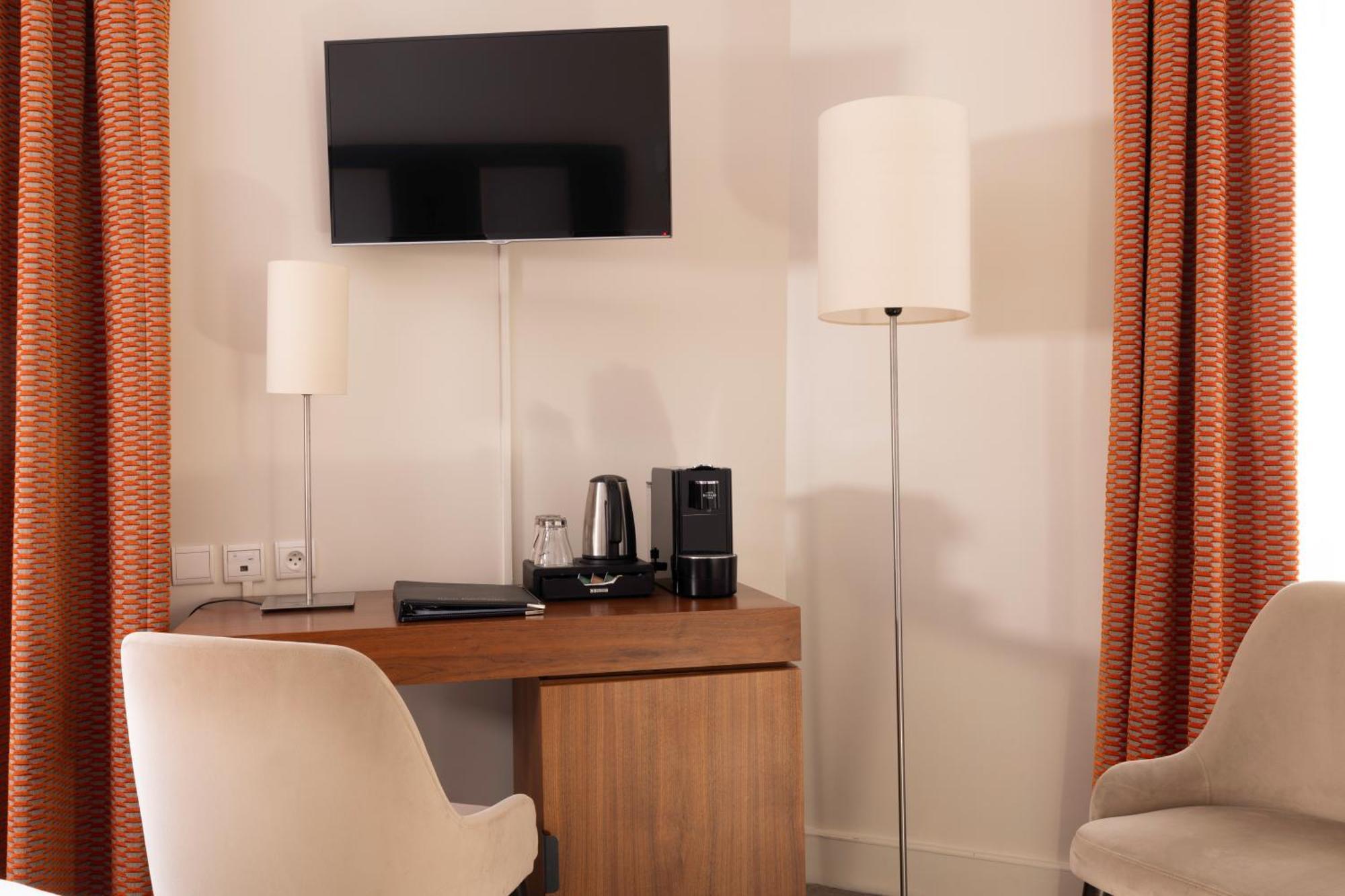Hotel Elysees Bassano Paris Luaran gambar
