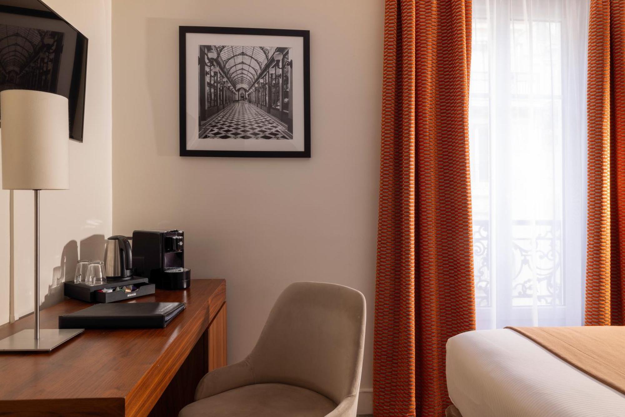 Hotel Elysees Bassano Paris Luaran gambar
