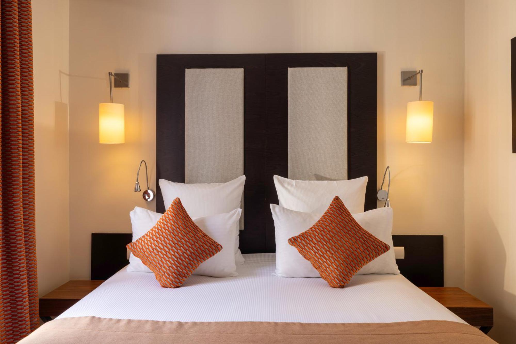 Hotel Elysees Bassano Paris Luaran gambar