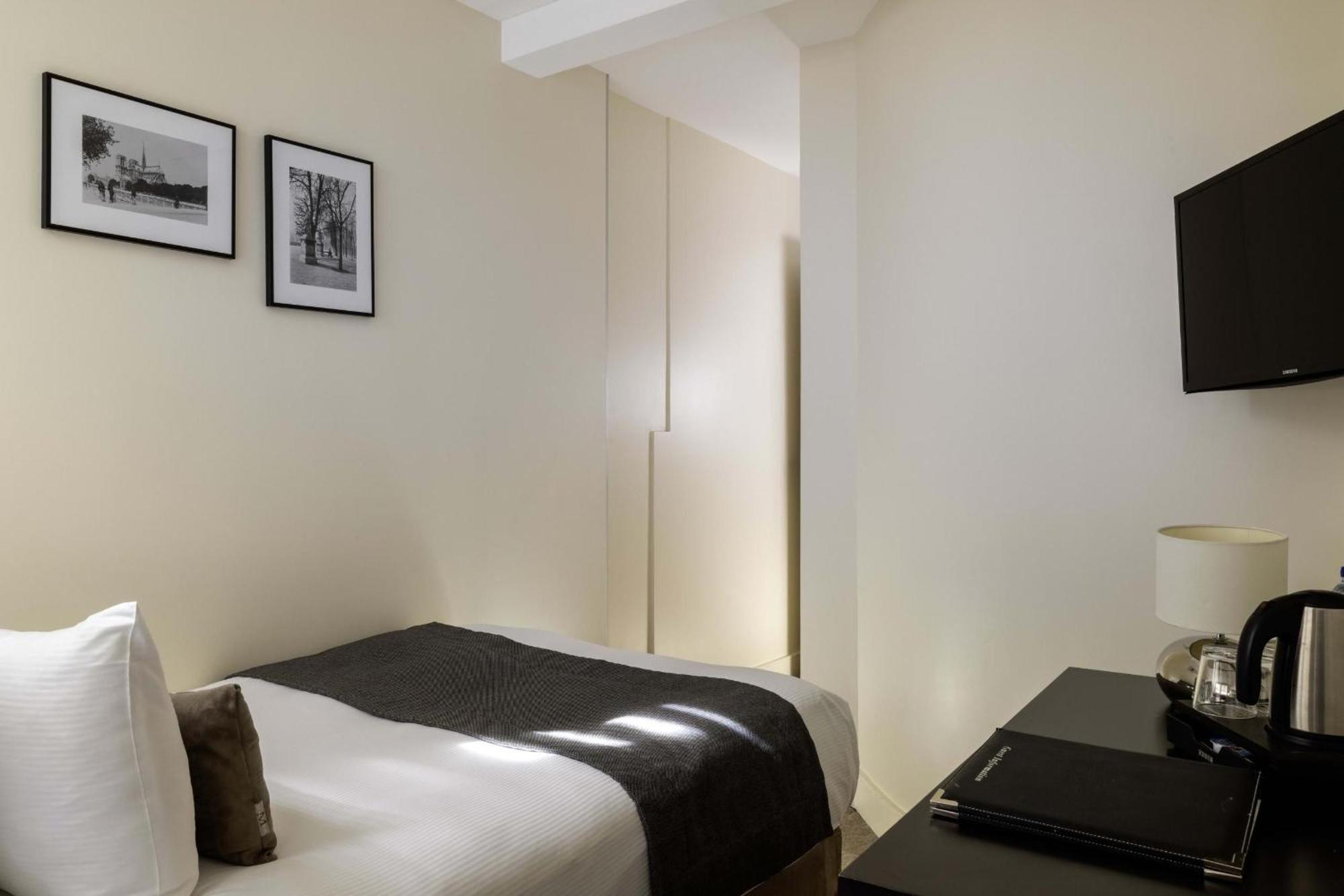 Hotel Elysees Bassano Paris Luaran gambar