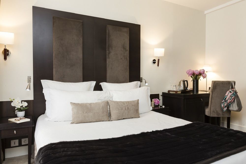 Hotel Elysees Bassano Paris Luaran gambar